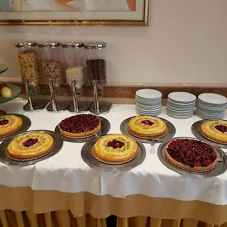 Pineta Отель 3*