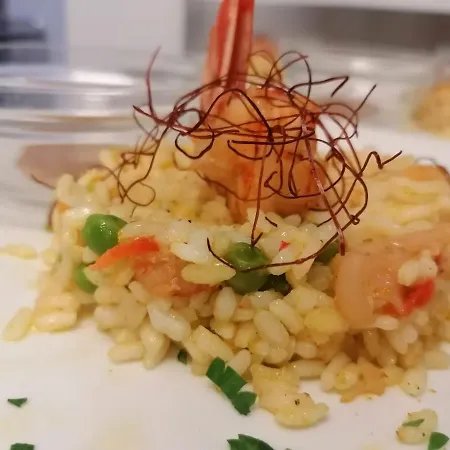 피네타 호텔 3*